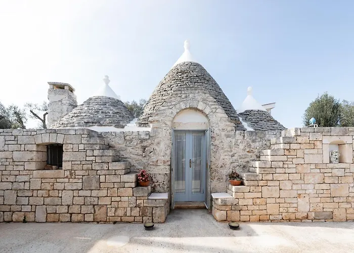 Trullo Quattro Carrini Con Piscina