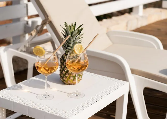 Trullo Quattro Carrini Con Piscina Vakantiehuis Ceglie Messapica